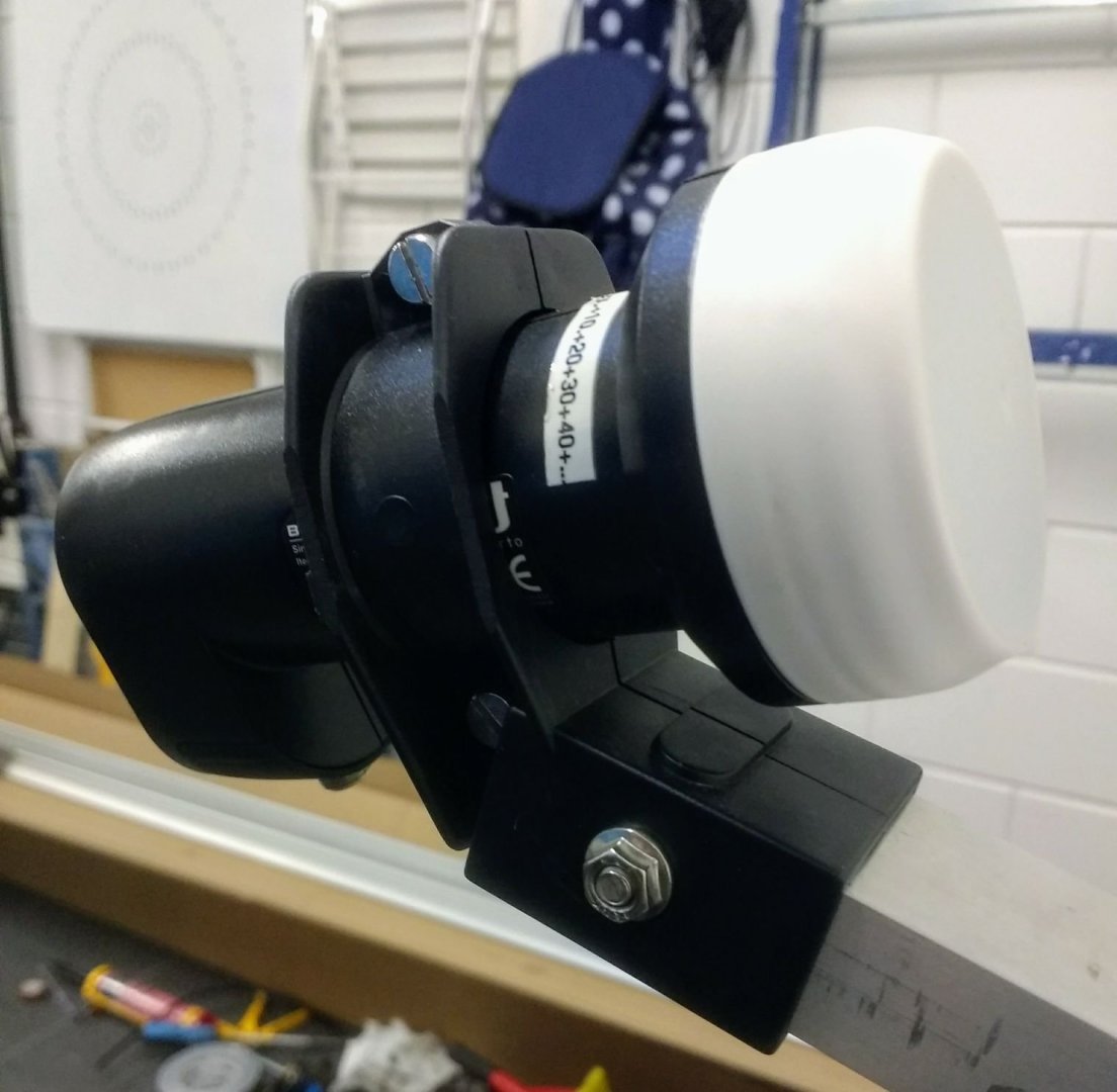 LNB Inverto.jpg