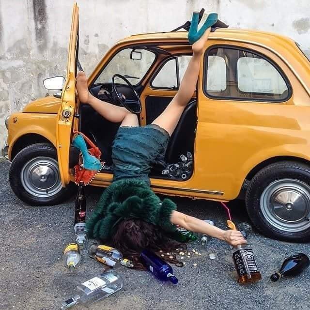 DRUNK.jpg.7f604ecc679545d4819ec933e08a0156.jpg