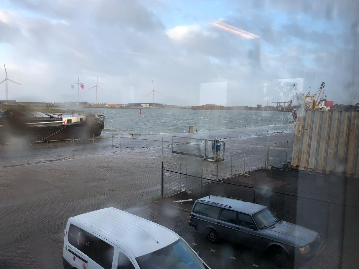 storm08-01-19-10-30.jpg
