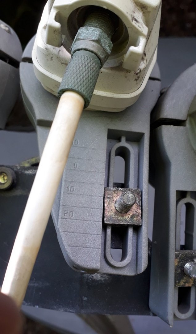 bevestiging Astra 19,2-lnb.jpg