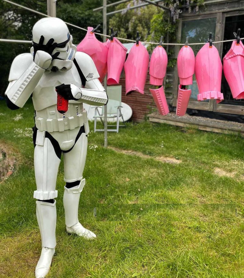 Starwars.jpg.8f3dd028c04f915e8a60cec9c696b82a.jpg
