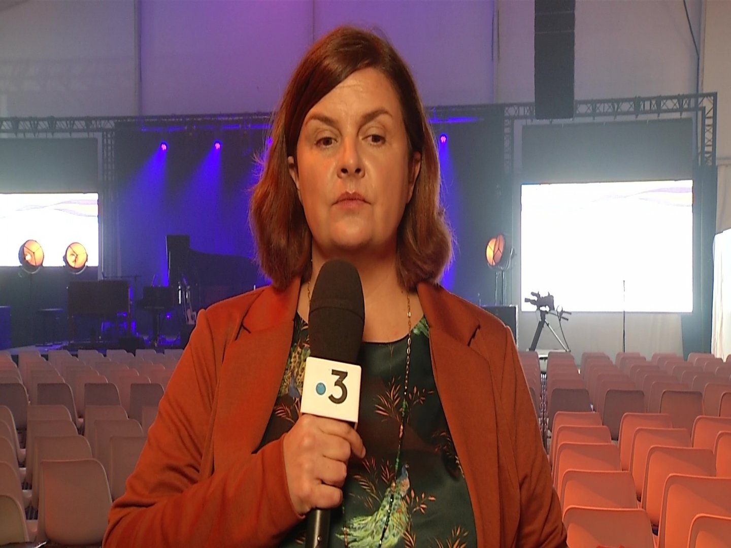 vlcsnap-2020-09-30-19h07m11s101.jpg