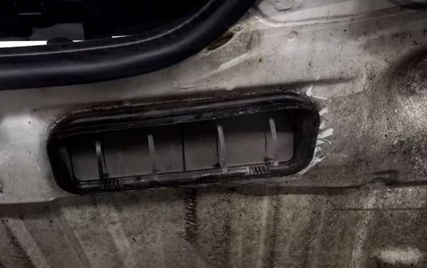 1746915666_Ventilatieachterbumer.JPG.829082c591f210a605928c473740ba6f.JPG