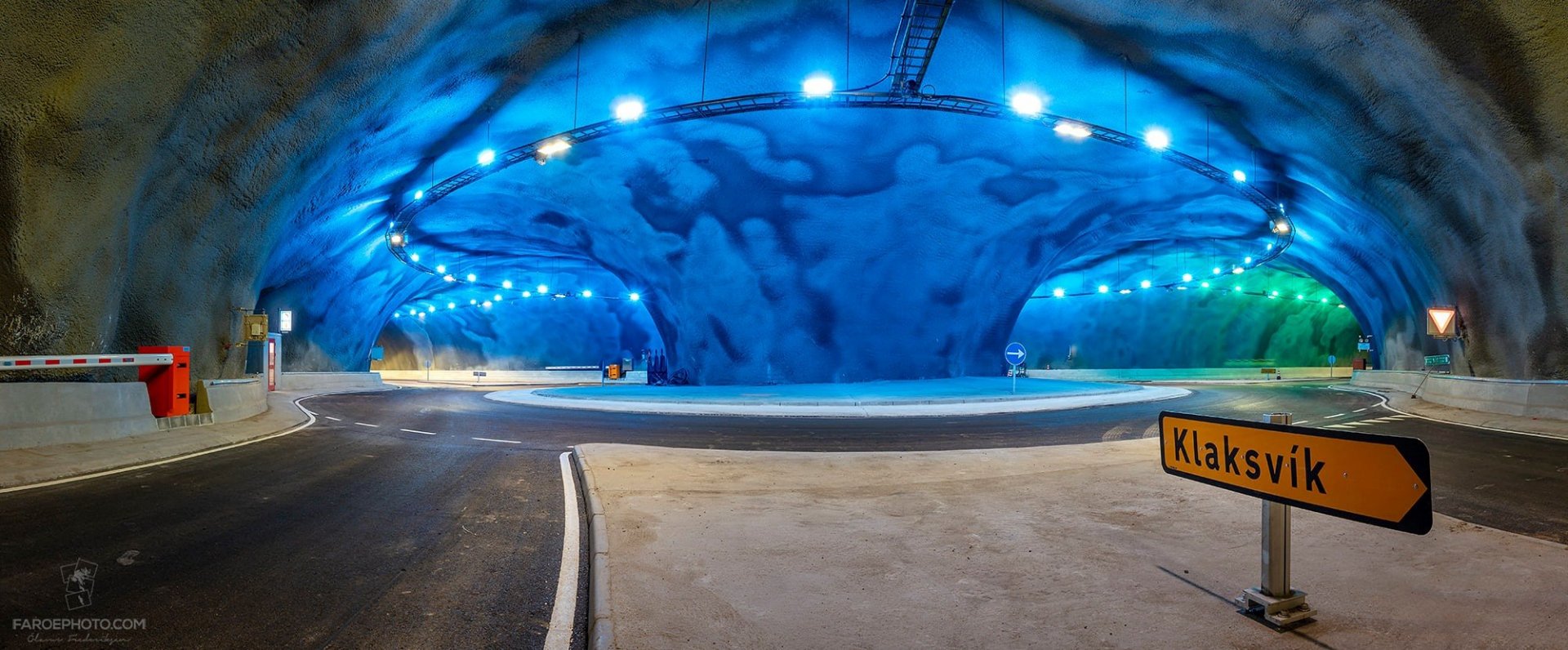 Eysturoytunnelin (Eysturoy-tunnel).jpg