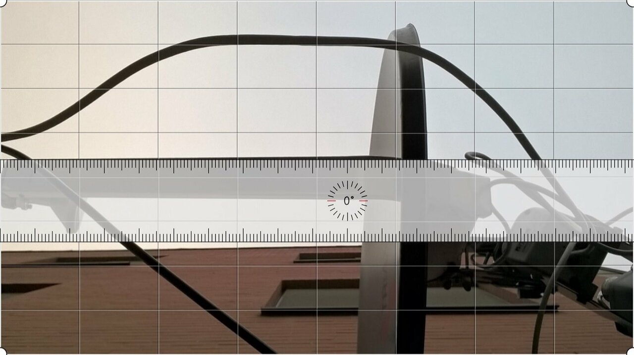 22°West_Triax_88cm_onderkant.jpg