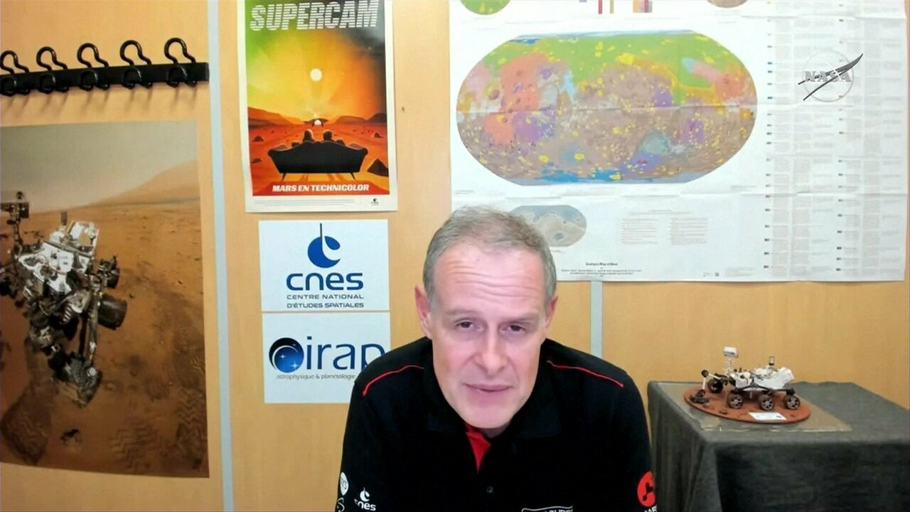 vlcsnap-2021-02-16-22h24m32s961.jpg
