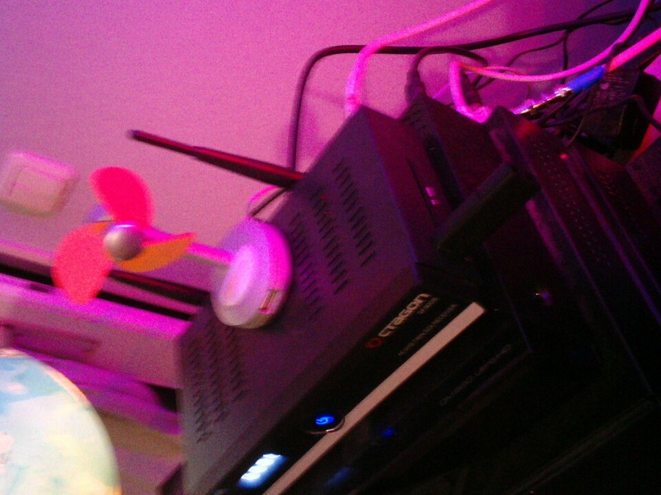 Usbstick-in-Octagonsf8008.JPG