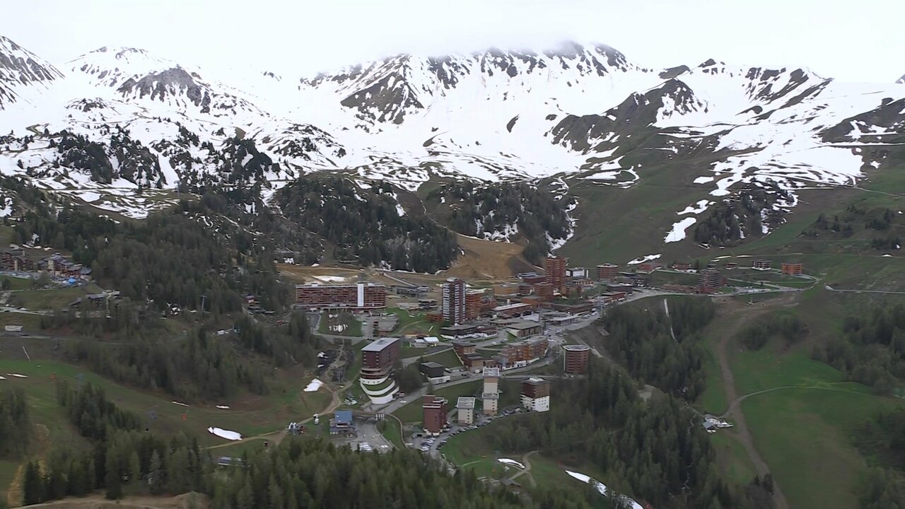 vlcsnap-2021-06-05-14h52m09s837.jpg
