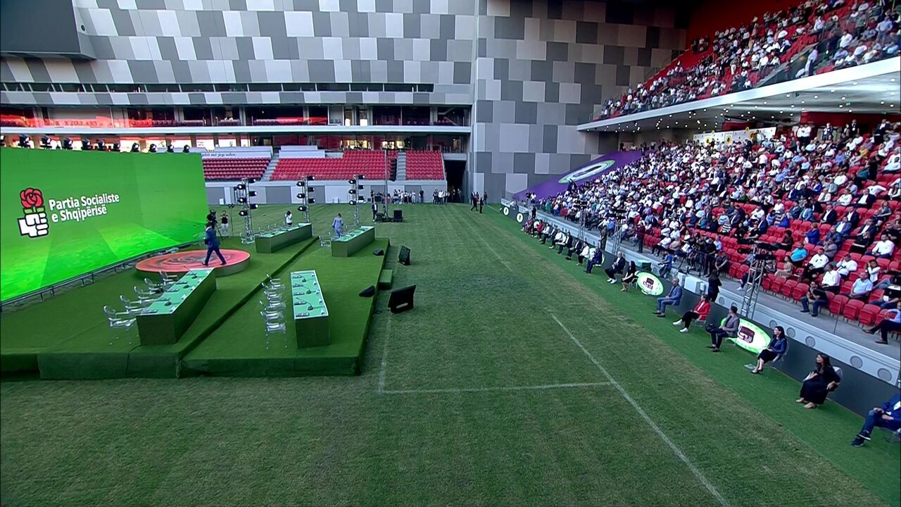 vlcsnap-2021-06-12-20h10m47s074.jpg