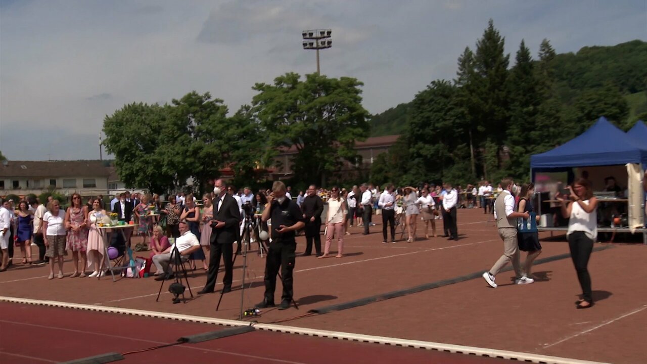 vlcsnap-2021-06-25-18h08m50s144.jpg