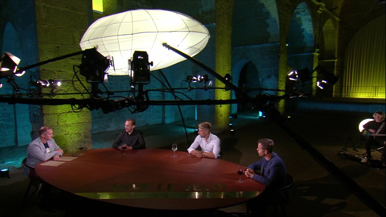 vlcsnap-2021-07-14-21h51m12s703.jpg