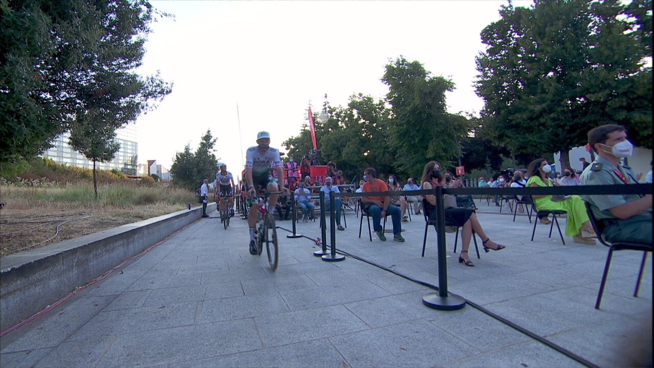 vlcsnap-2021-08-12-20h58m47s706.jpg