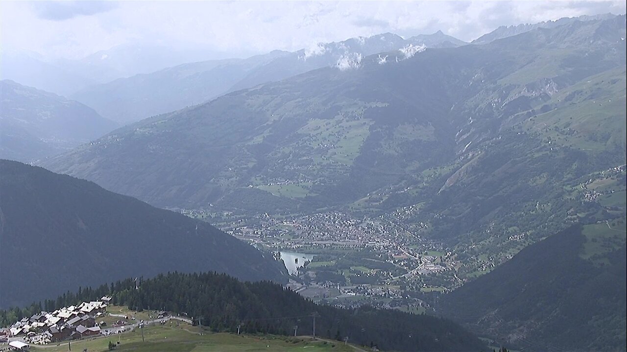 vlcsnap-2021-08-22-15h19m04s011.jpg