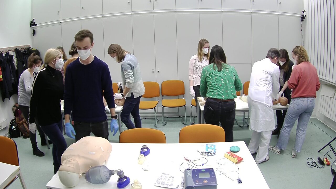 vlcsnap-2022-02-23-19h30m37s059.jpg