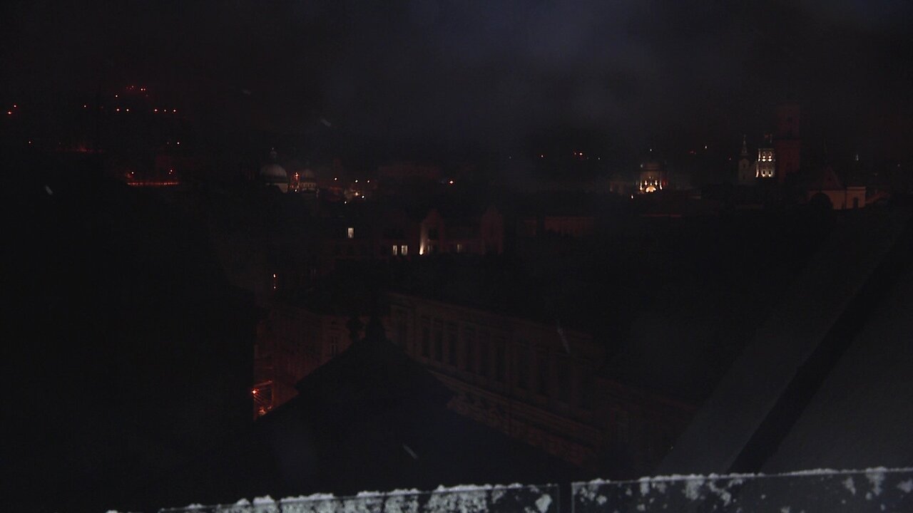 vlcsnap-2022-02-27-23h01m49s427.jpg