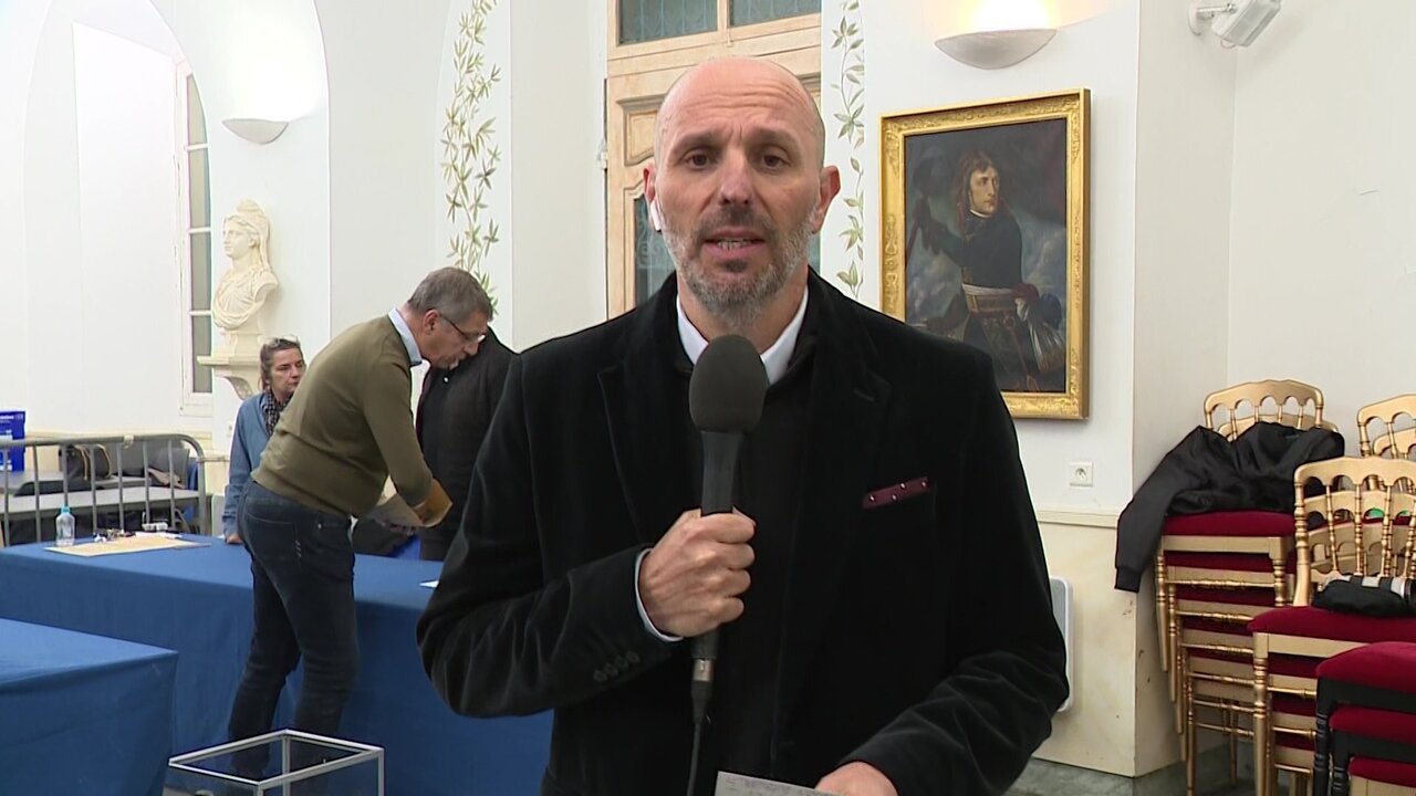 vlcsnap-2022-04-24-19h24m36s837.jpg