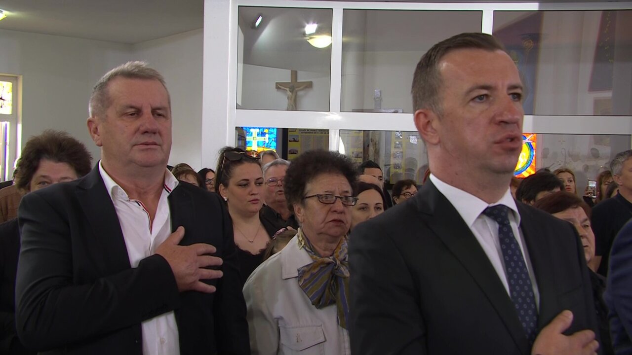 vlcsnap-2022-05-01-13h03m34s186.jpg