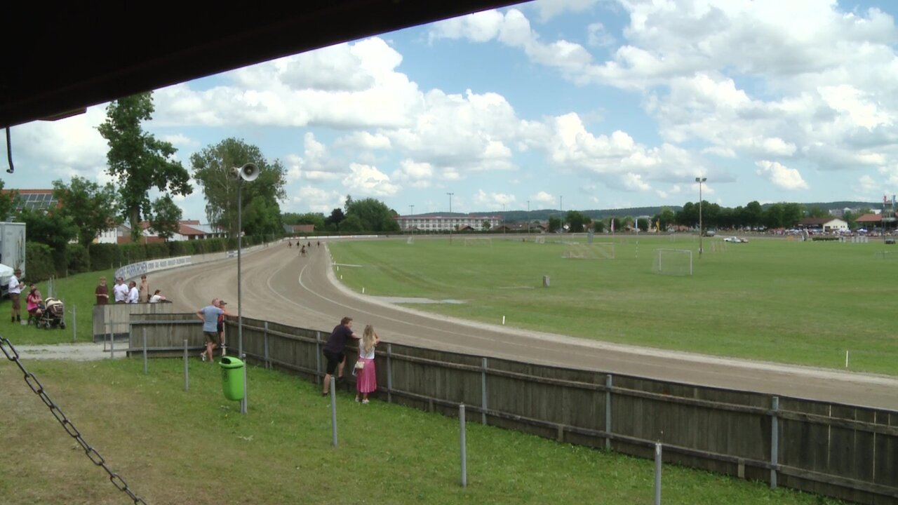 vlcsnap-2022-06-06-15h52m25s461.jpg