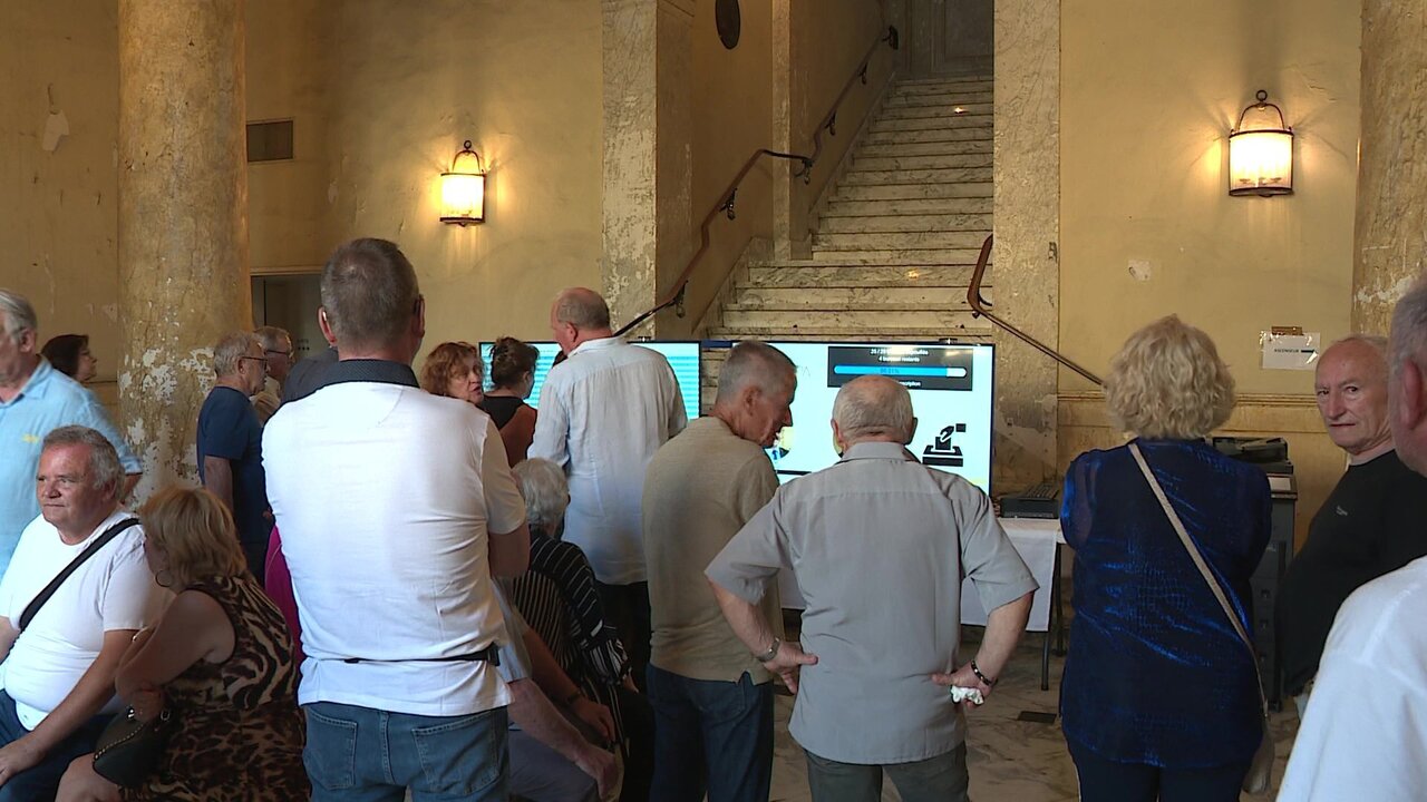 vlcsnap-2022-06-19-20h15m35s191.jpg