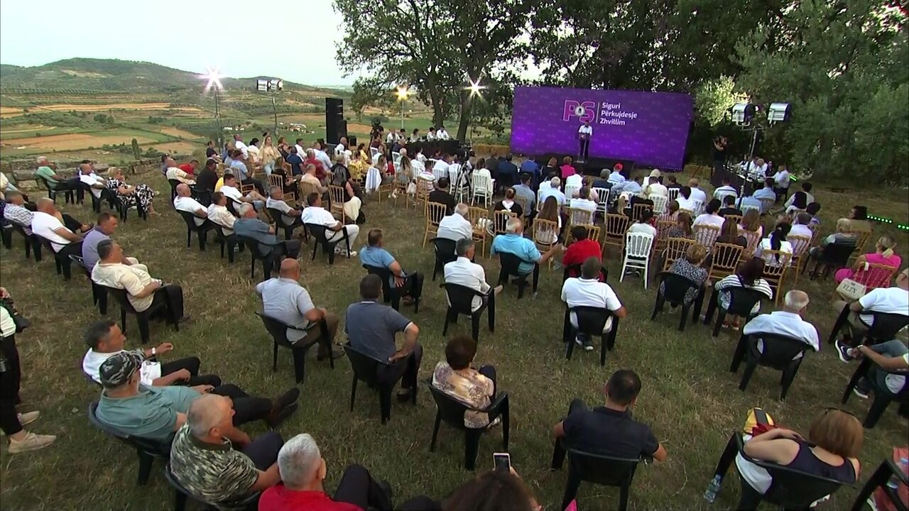 vlcsnap-2022-06-22-20h50m54s098.jpg