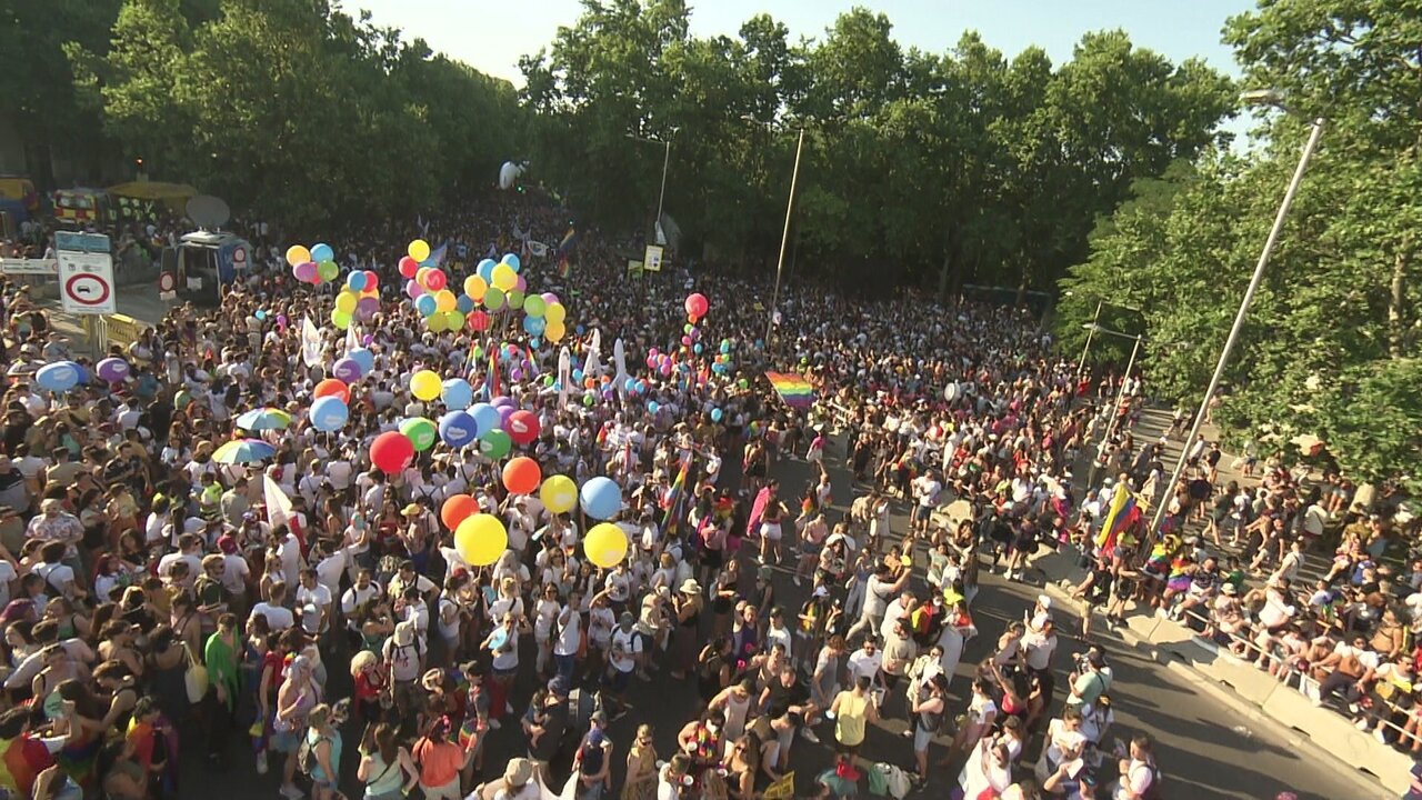 vlcsnap-2022-07-09-21h15m22s523.jpg