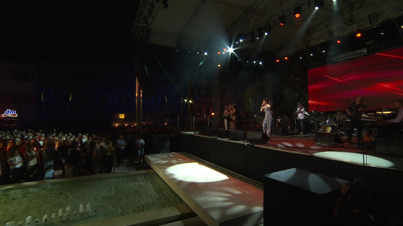 vlcsnap-2022-08-05-22h07m00s770.jpg