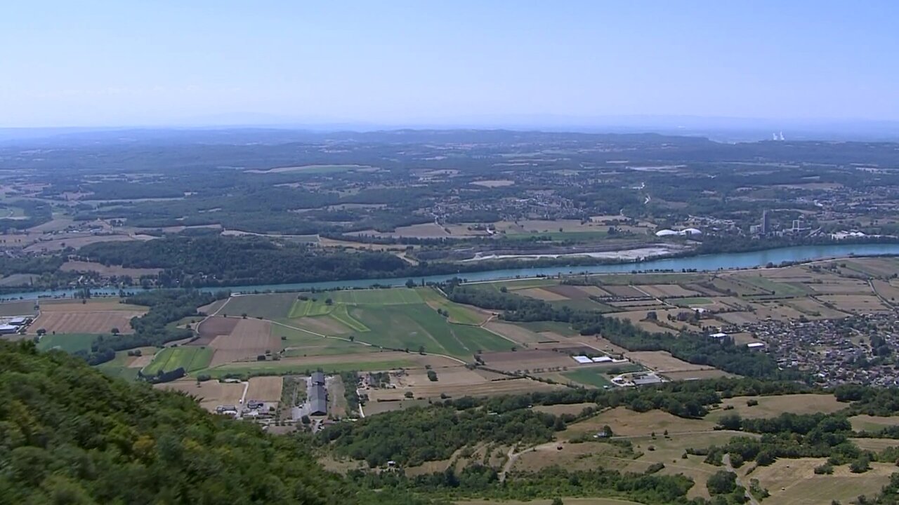 vlcsnap-2022-08-11-14h09m52s276.jpg