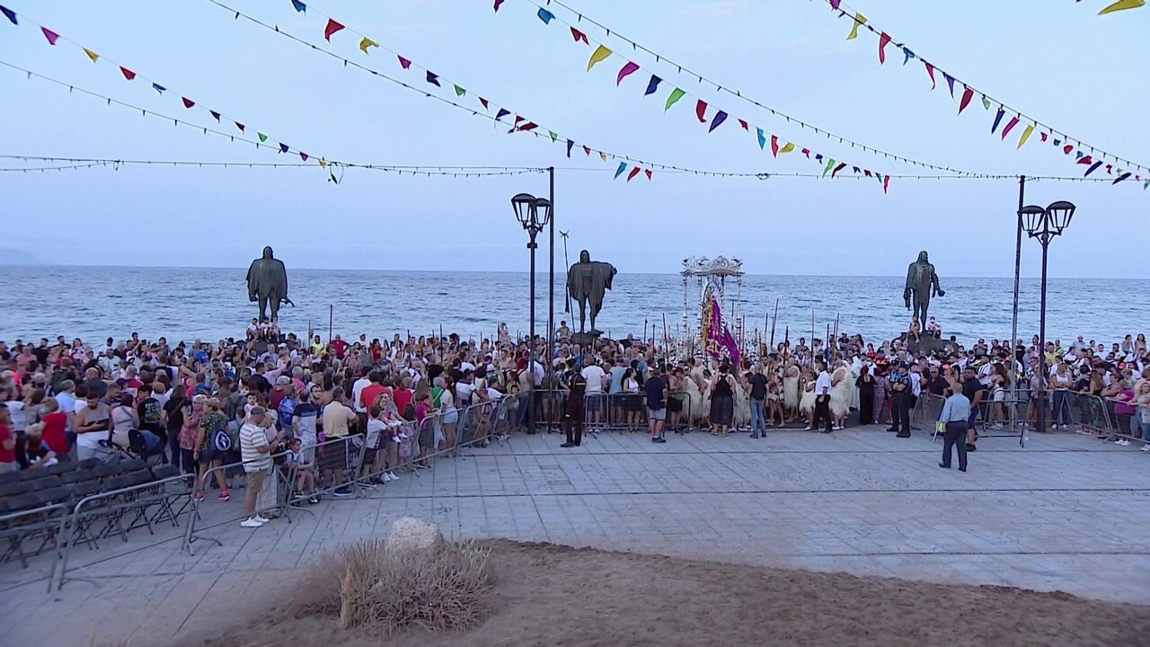 vlcsnap-2022-08-14-22h00m33s719.jpg