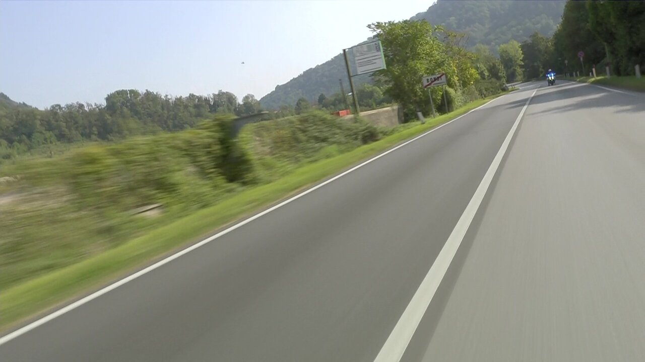 vlcsnap-2022-10-08-14h27m16s702.jpg