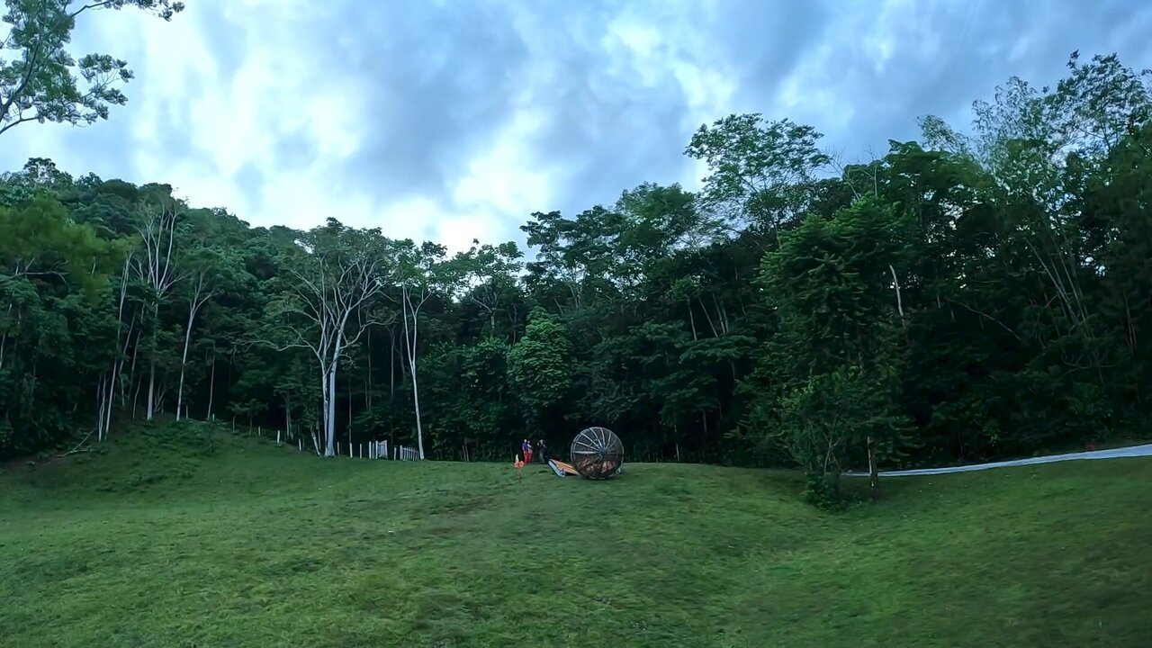 vlcsnap-2022-10-20-23h01m57s557.jpg