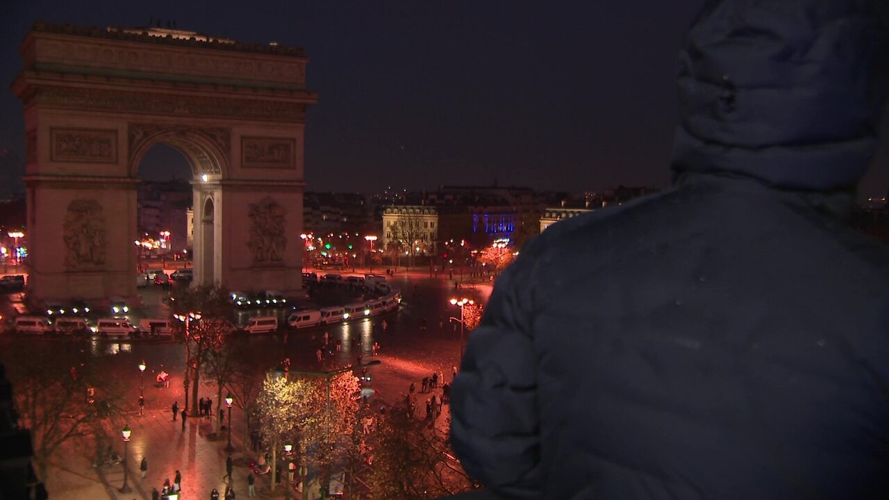 vlcsnap-2022-12-18-18h04m20s601.jpg