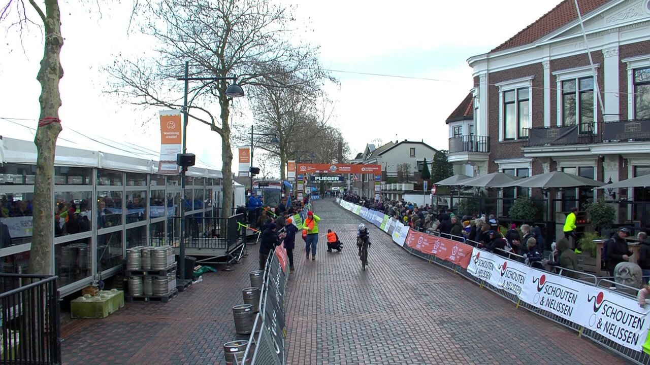 vlcsnap-2023-01-15-13h34m00s979.jpg
