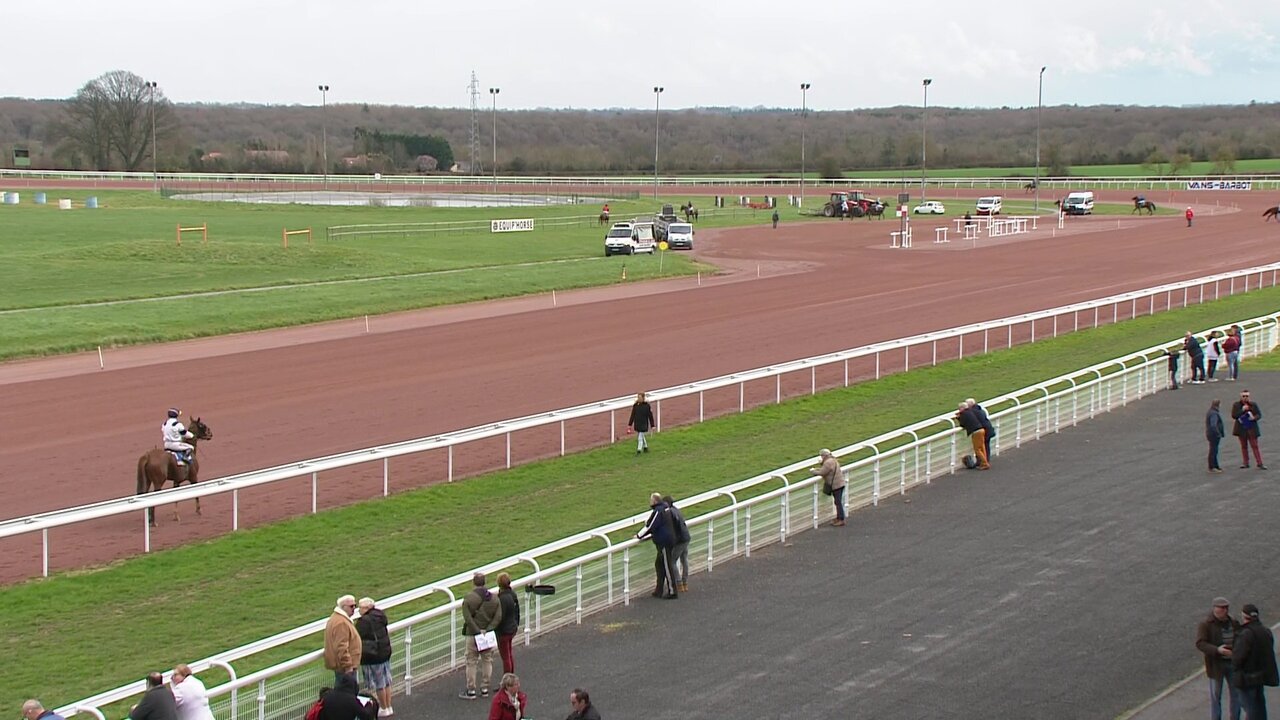 vlcsnap-2023-03-18-12h40m16s012.jpg