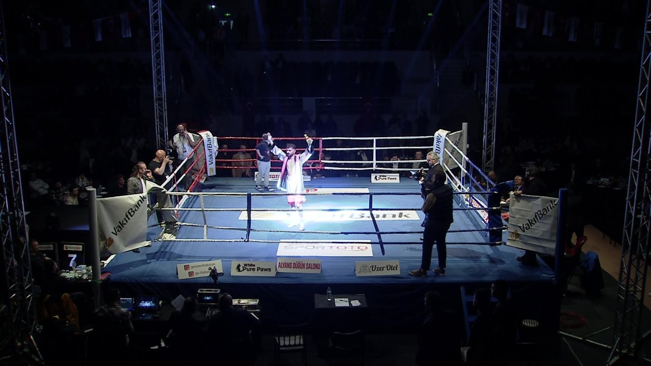vlcsnap-2023-04-28-20h48m19s913.jpg
