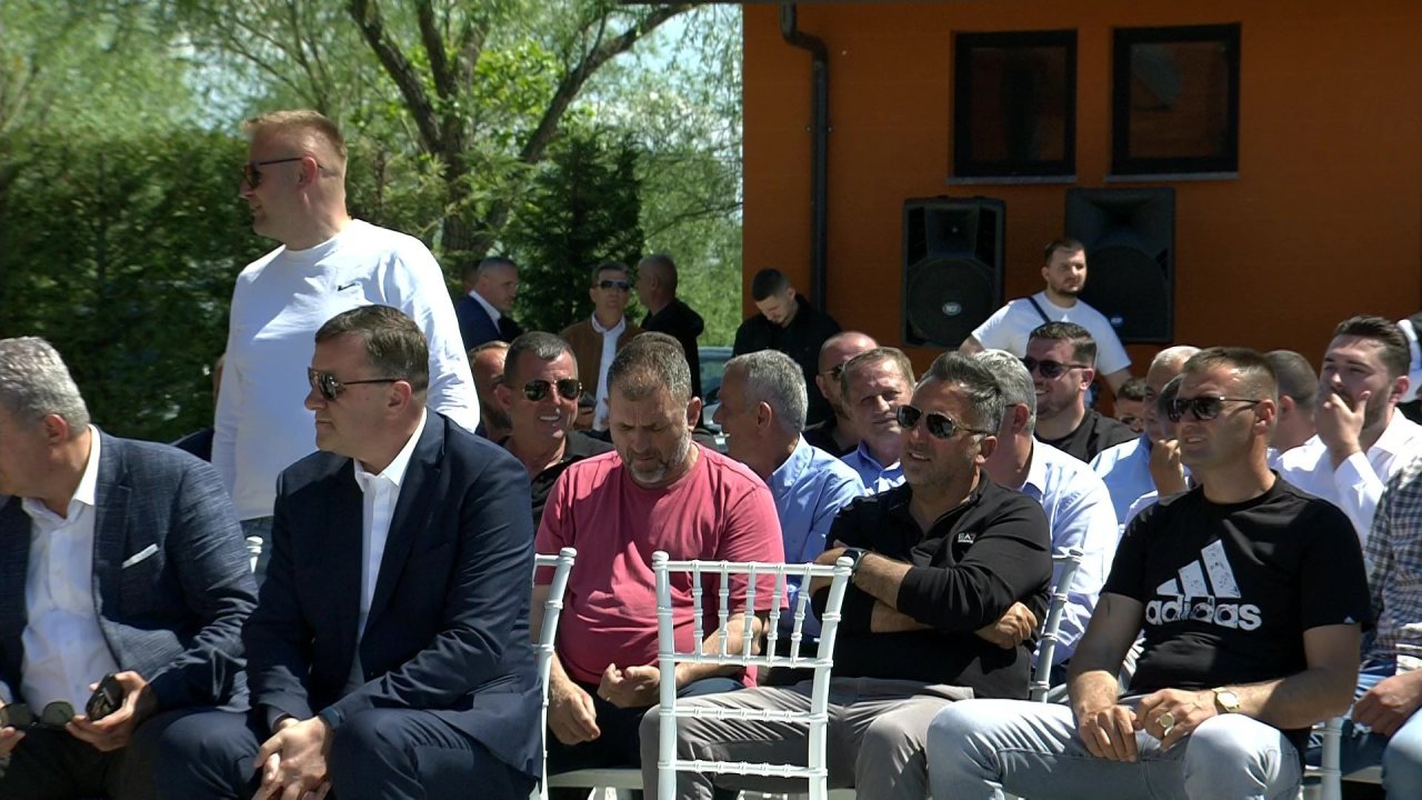 vlcsnap-2023-04-30-15h41m22s529.jpg