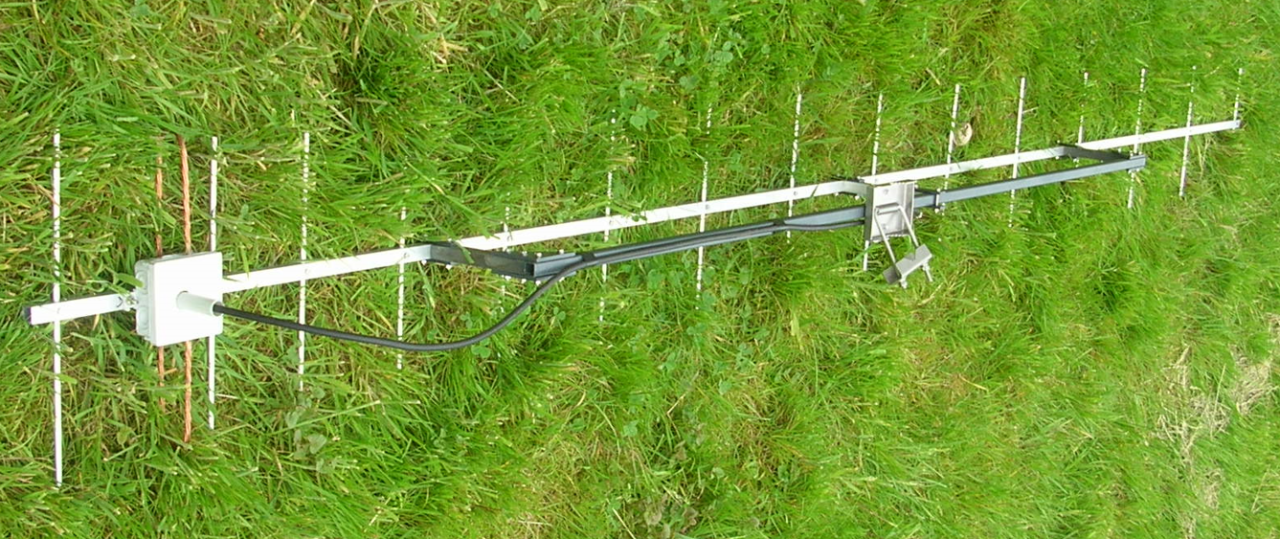 Antenne in gras.PNG