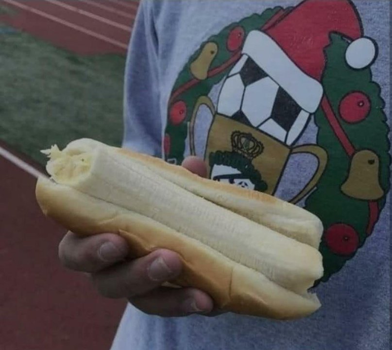 veganHotdog.thumb.jpg.af7e14189b69c08eb5278ac01490dca3.jpg