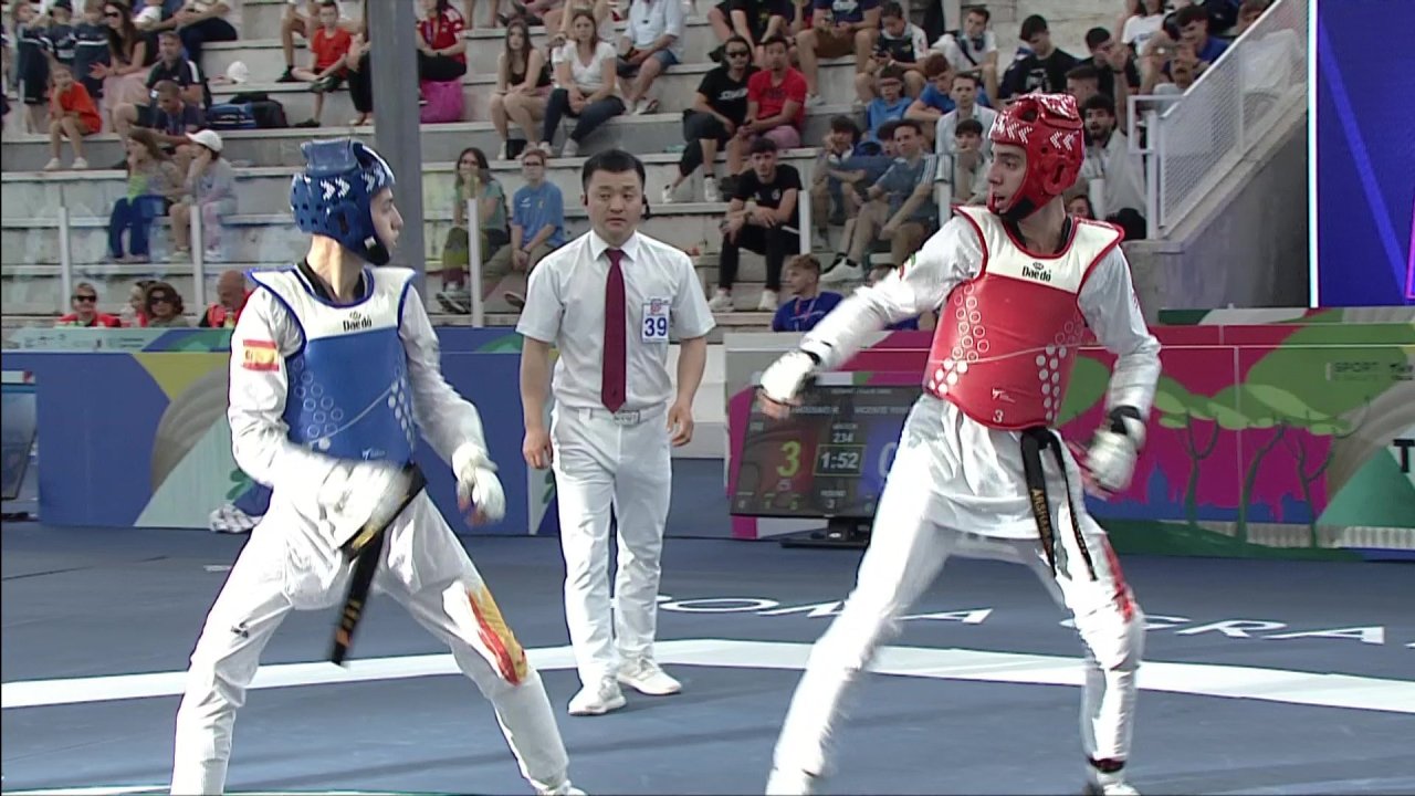vlcsnap-2023-06-10-19h33m47s246.jpg