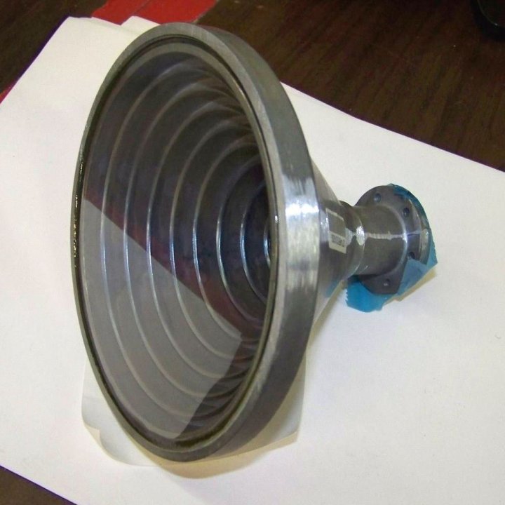 Prodelinfeedhorn.thumb.jpg.5e7852ab78a7255fe8d3ddd960beadbe.jpg