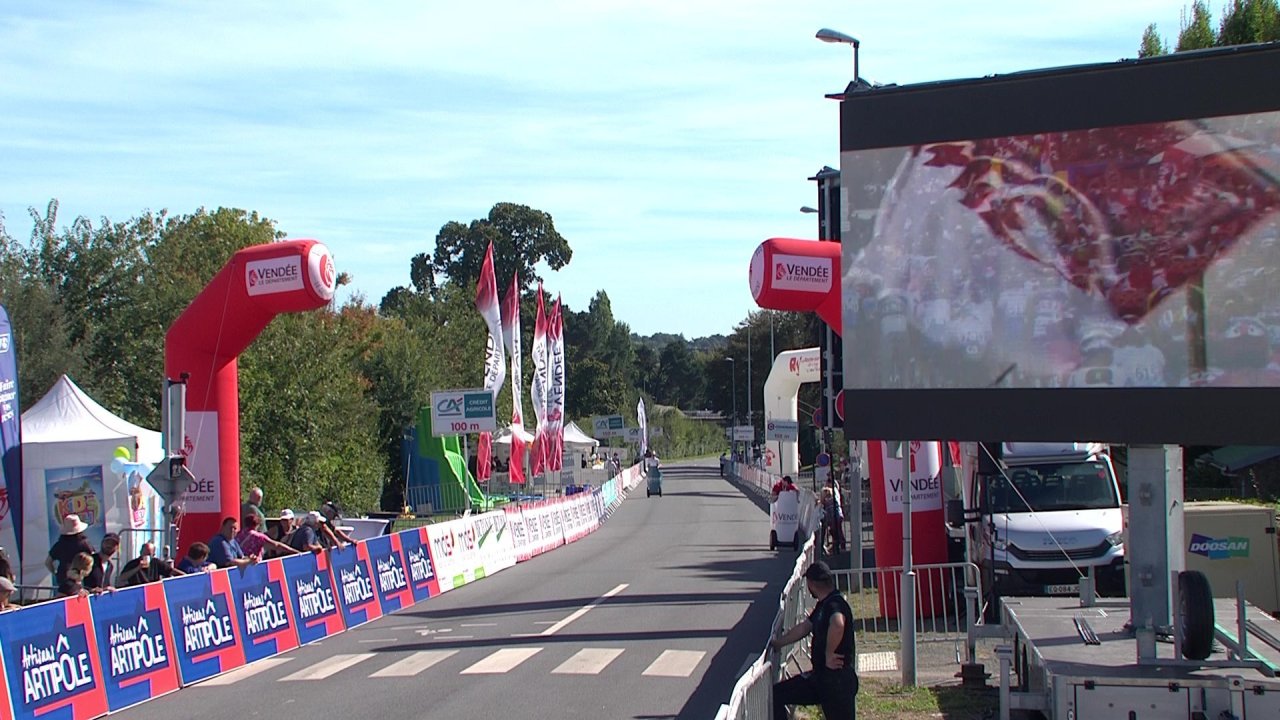 vlcsnap-2023-10-01-13h47m25s904.jpg