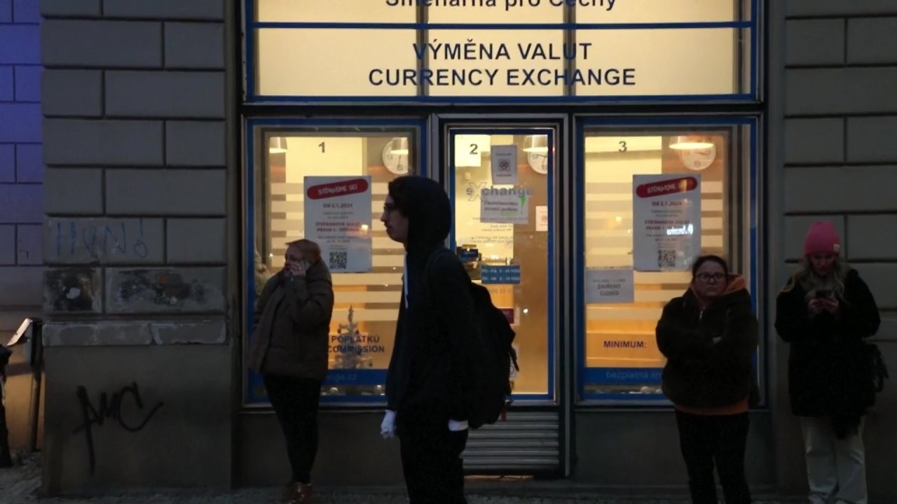 vlcsnap-2023-12-21-19h17m04s249.jpg