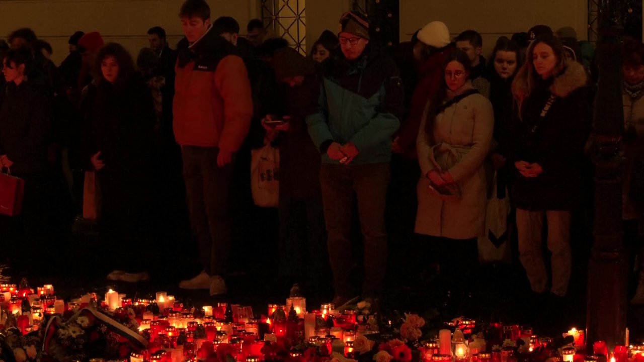 vlcsnap-2023-12-22-18h02m14s315.jpg