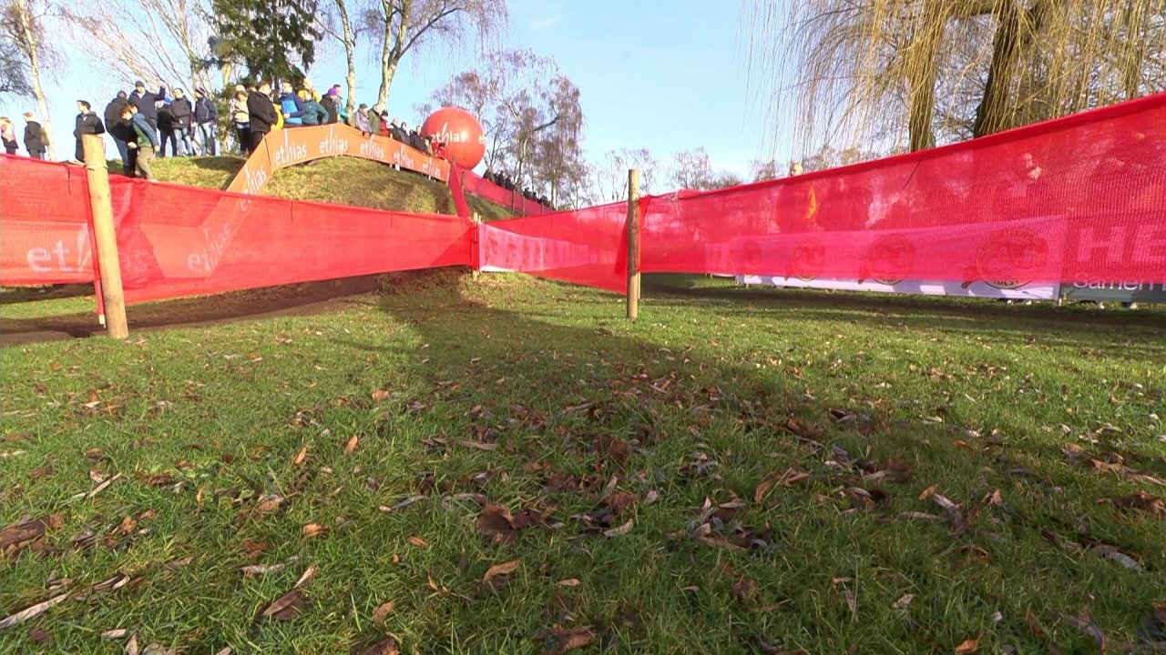 vlcsnap-2023-12-30-14h07m21s817.jpg