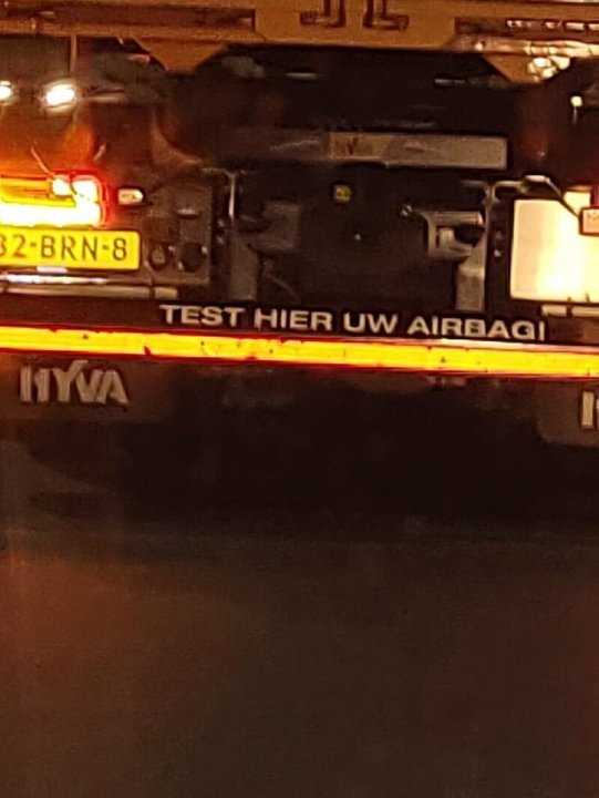 airbag.thumb.jpg.cd7817b8a31f4e89c4f60e35ef33379a.jpg