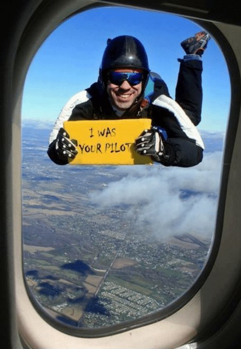 piloot.jpg.43ed09c9879110b1a3a1aca446a68b84.jpg