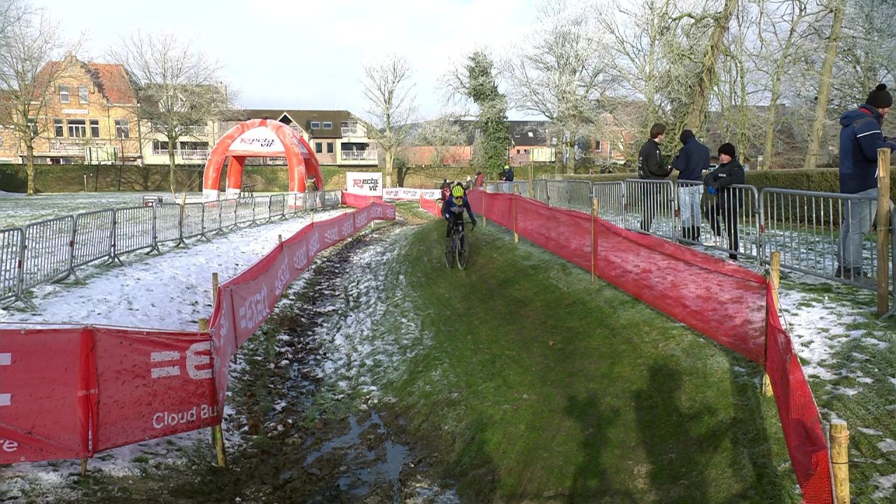 vlcsnap-2024-01-20-13h07m45s911.jpg