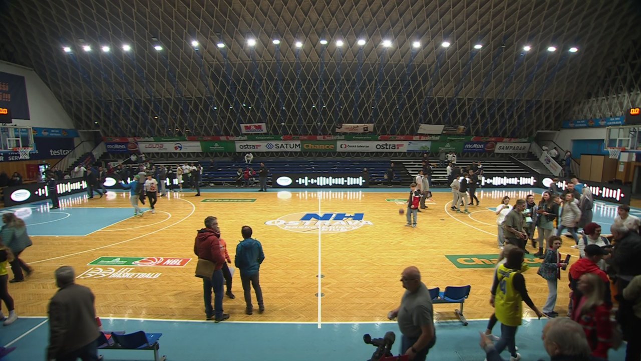 vlcsnap-2024-04-22-21h41m39s390.jpg