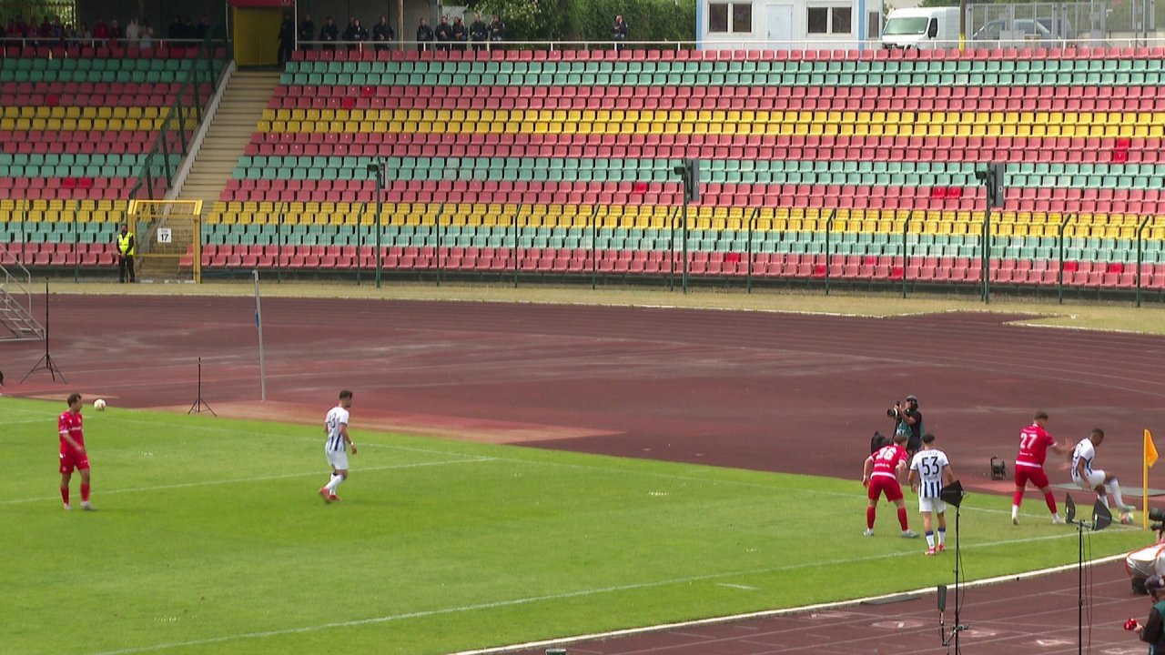 vlcsnap-2024-05-19-15h03m08s354.jpg