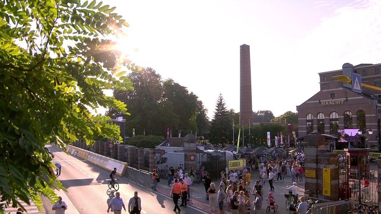 vlcsnap-2024-09-21-18h18m00s141.jpg