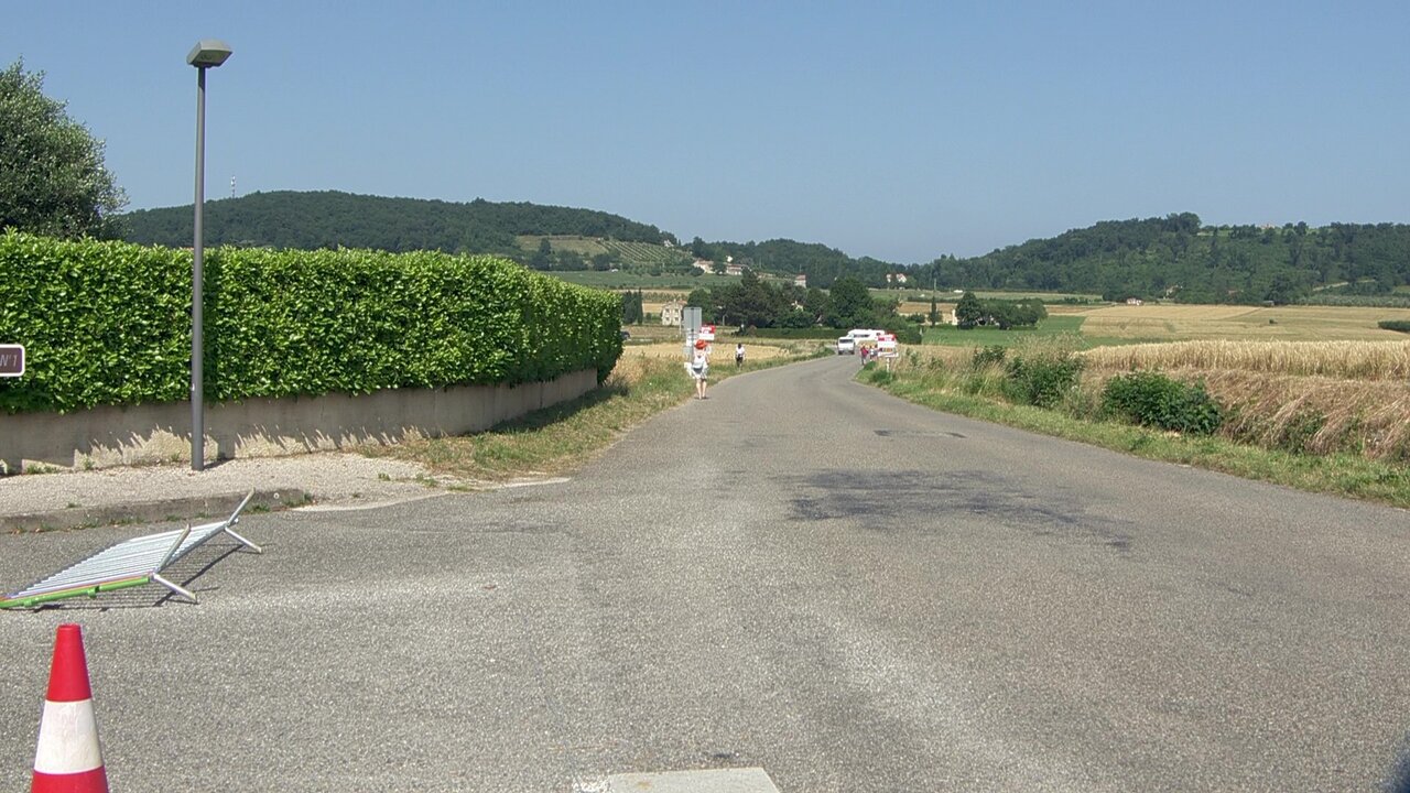 vlcsnap-2025-06-11-17h06m39s969.jpg